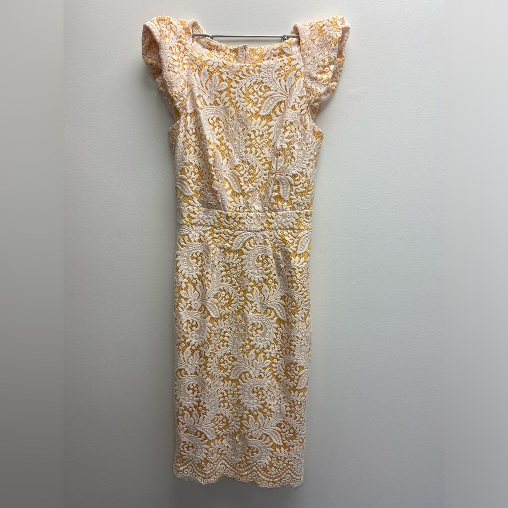 Badgely Mischka
Spring/Cocktail/Wedding Dress 
Size 2